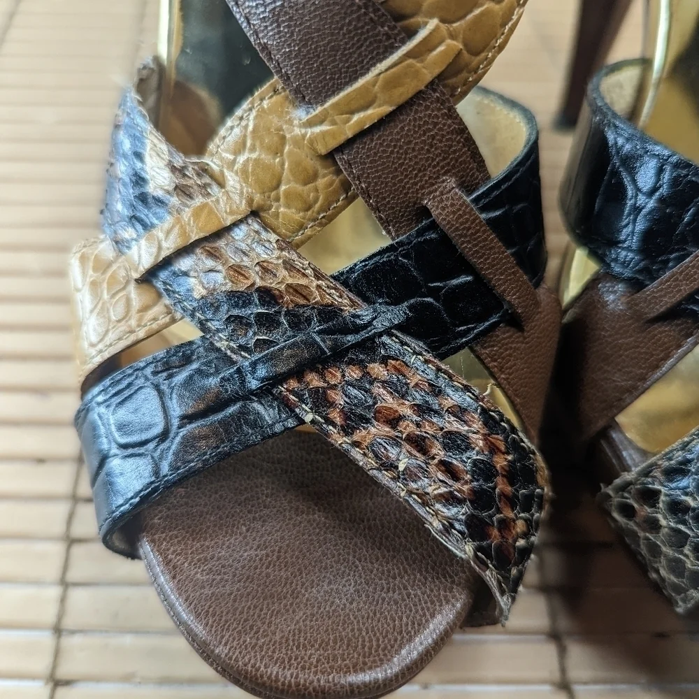 Michael Kors women's sz 7M platform sandal 4.5